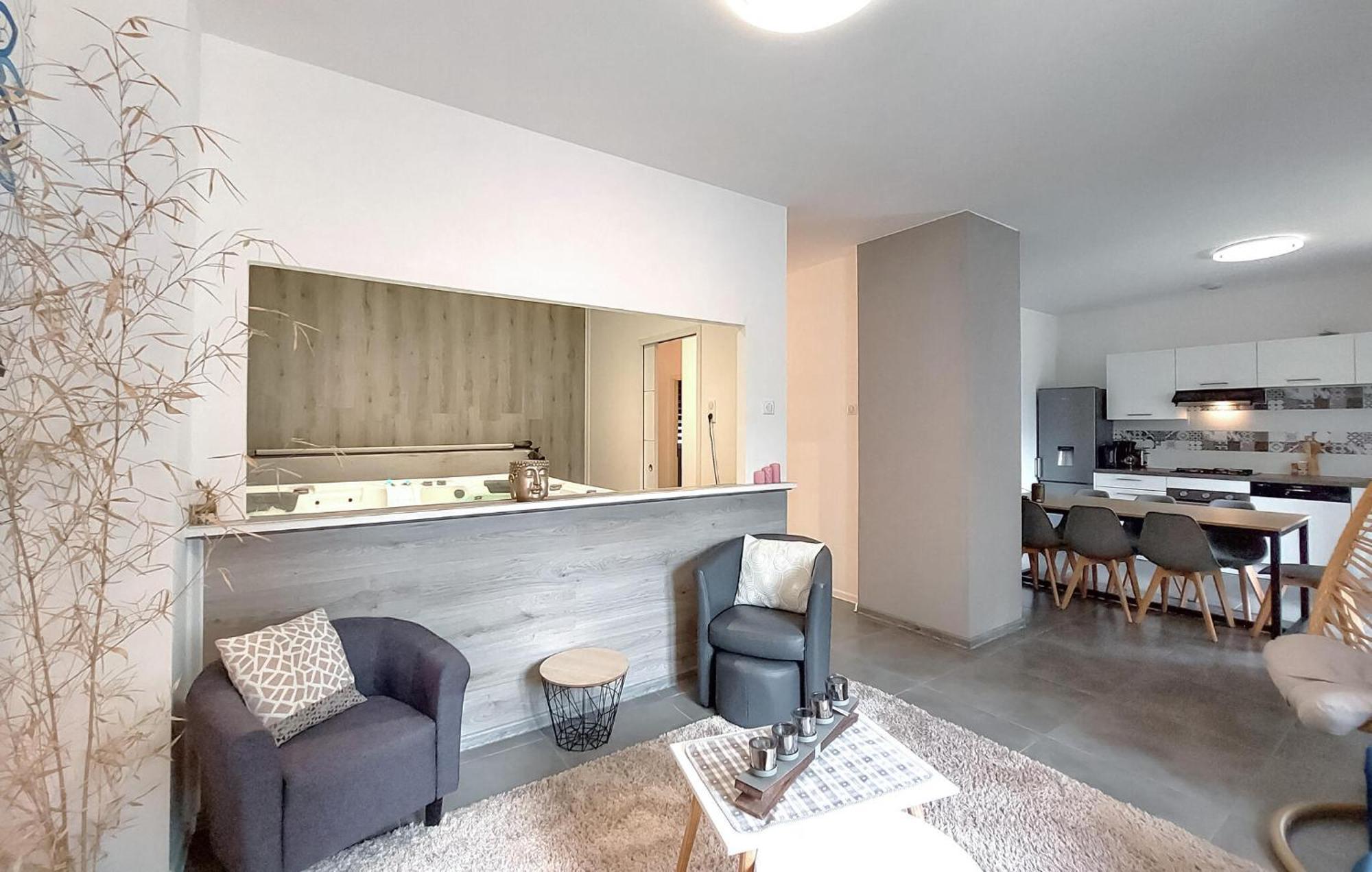 2 Bedroom Beautiful Apartment In Льо Тийо Екстериор снимка